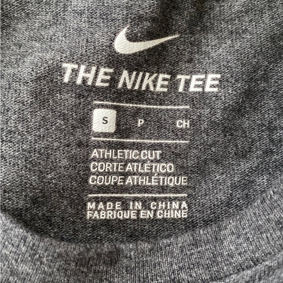 5 for $25- Nike Cropped Tennessee Shirt in Gray - Picture 4 of 7